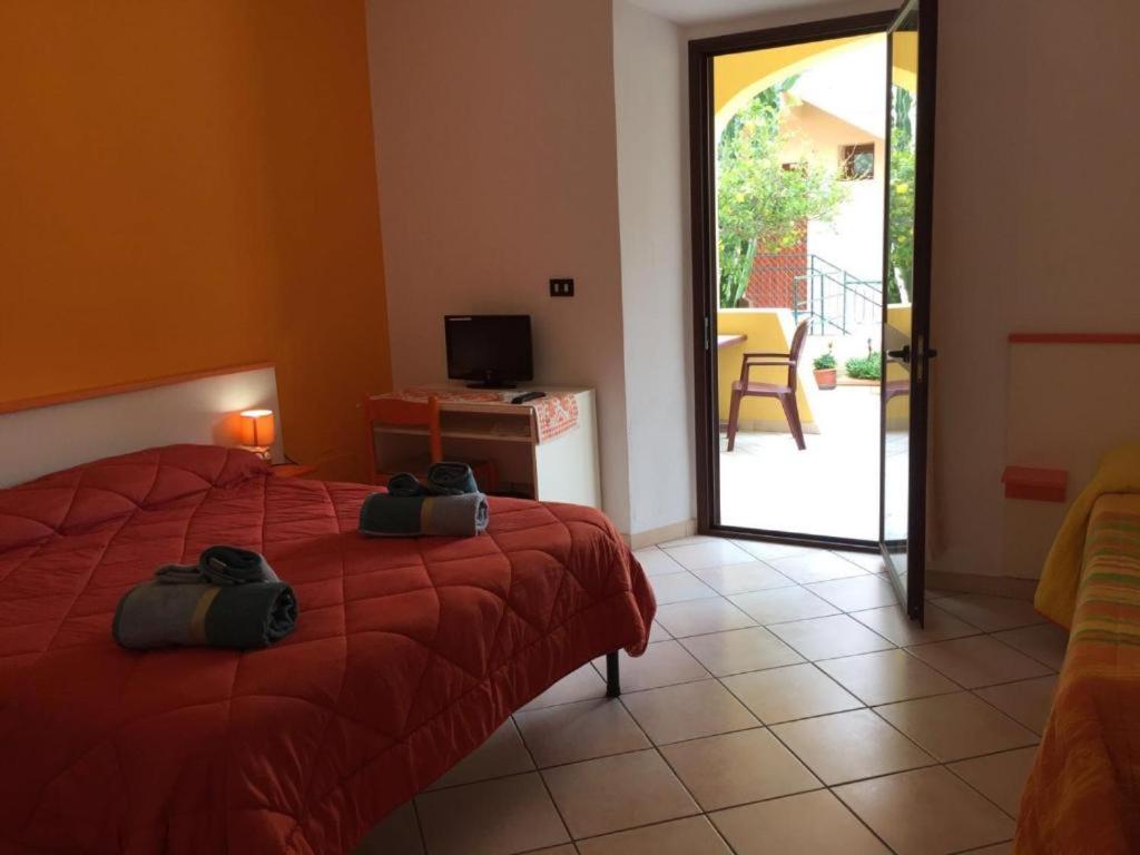 Affittacamere Casa Del Sole Cala Gonone Exterior foto